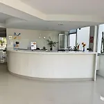 Tropical Terraza A La Piscina *