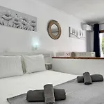 Tropical Terraza A La Piscina Πλάγια ντελ Ινγκλές